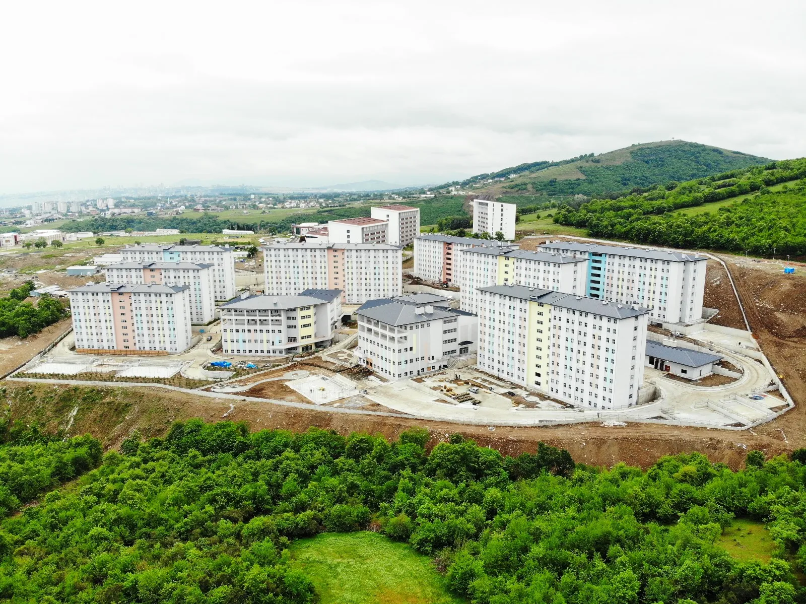 SAMSUN 4.000 KİŞİLİK ÖĞRENCİ YURDU YAPIM İŞİ